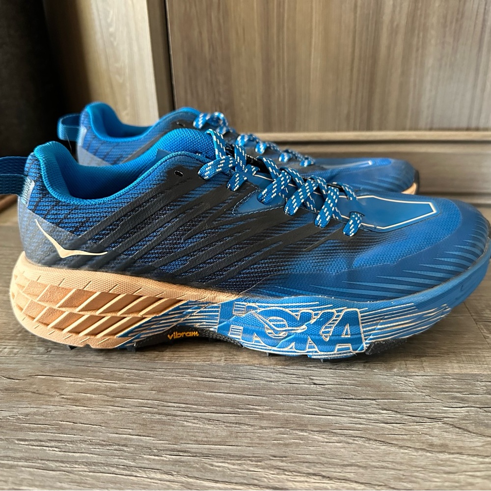 Brand new Hoka Speedgoat 4 women's 9